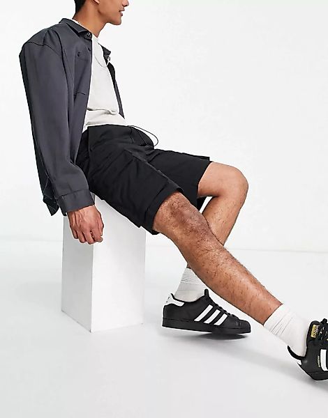 Jack & Jones Intelligence – Schwarze Shorts mit 5 Taschen günstig online kaufen