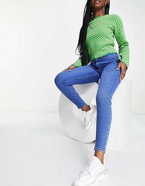 River Island – Molly – Eng geschnittene Jeans in leuchtendem Blau mit Forme günstig online kaufen