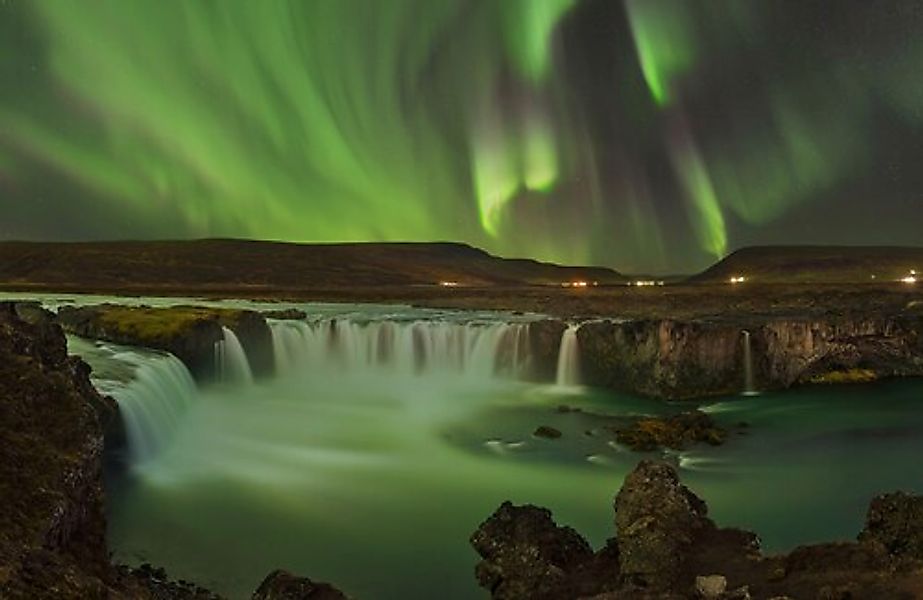 Papermoon Fototapete »Photo-Art JAN SMID MASTER, WASSERFALL DER GÖTTER NORD günstig online kaufen