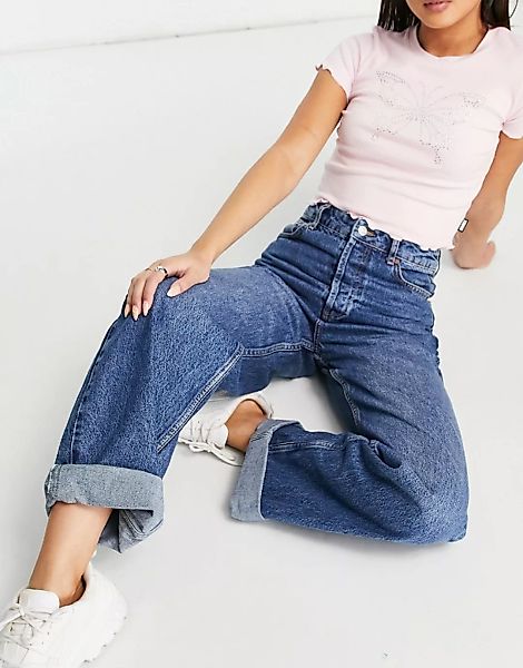 Topshop – Oversize-Mom-Jeans aus einem recycelten Baumwollmix in Mittelblau günstig online kaufen