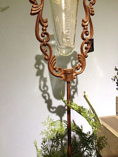 Antikas Gartenfigur Glas-Regenmesser, originelle Dekoration Niederschlagsme günstig online kaufen