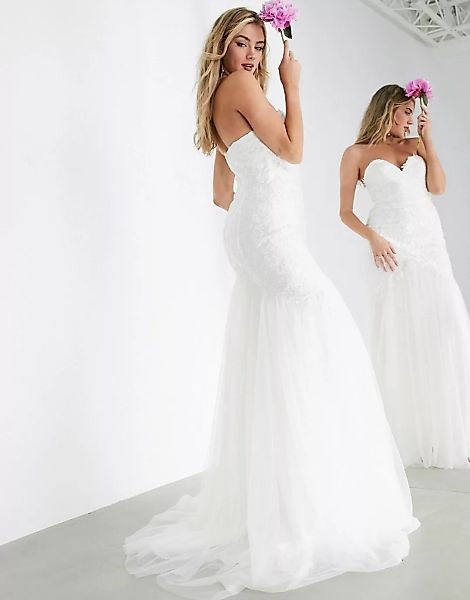 ASOS EDITION – Freya – Besticktes Hochzeitskleid mit Schwalbenschwanzsaum a günstig online kaufen