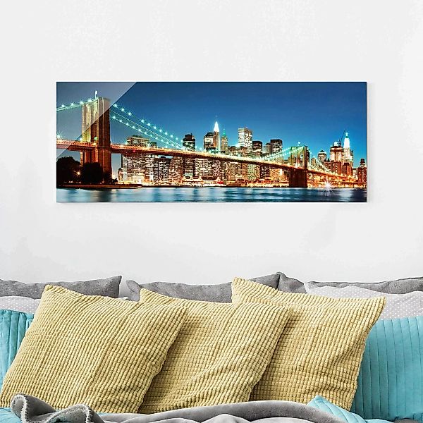 Glasbild New York - Panorama Nighttime Manhattan Bridge günstig online kaufen