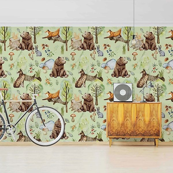 Bilderwelten Mustertapete Waldfreunde Bär mit Eichhörnchen grün Gr. 192 x 1 günstig online kaufen