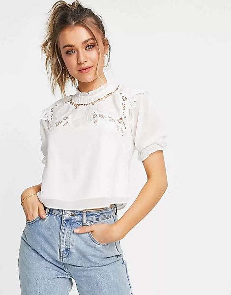 Hope & Ivy – Bluse mit übergroßem Kragen und Stickerei in Elfenbein-Weiß günstig online kaufen
