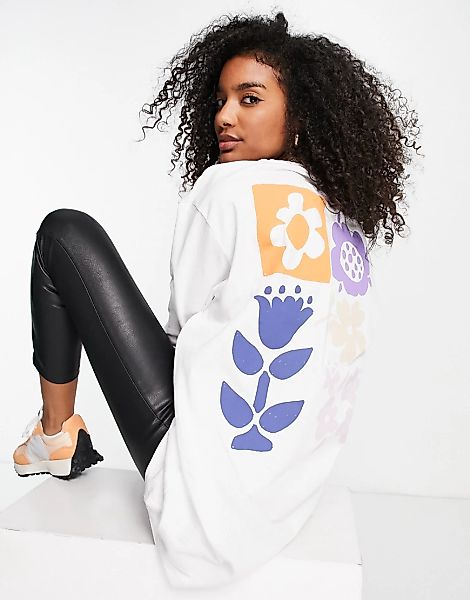 Damson Madder – Skate-T-Shirt in Creme aus Bio-Baumwolle mit Blumenmotiv-We günstig online kaufen