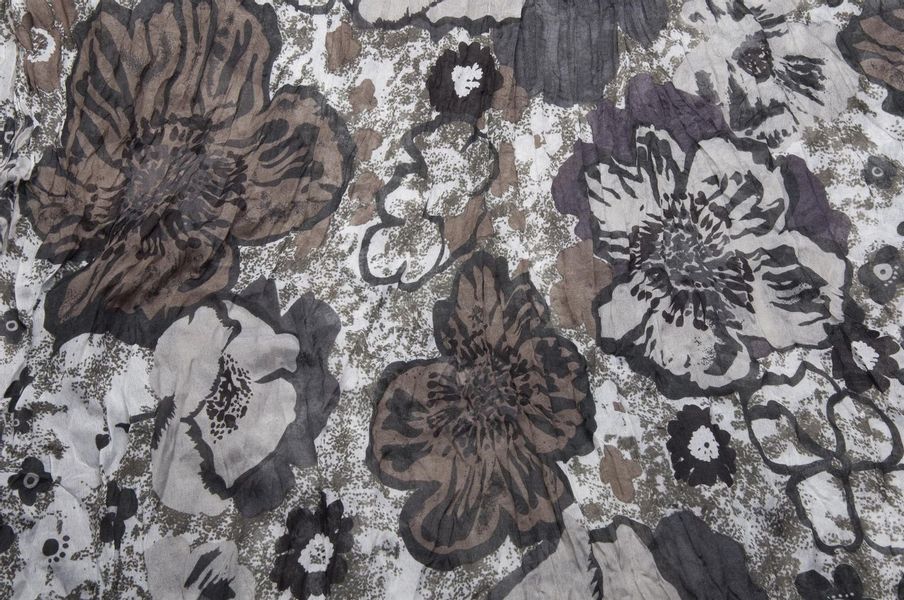 styleBREAKER Loop Loop mit Blumen Allover günstig online kaufen