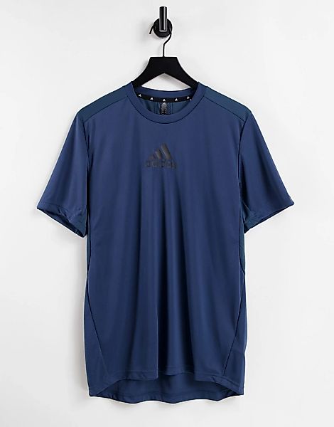 adidas – Training – T-Shirt in Marineblau mit Logo auf der Brust günstig online kaufen