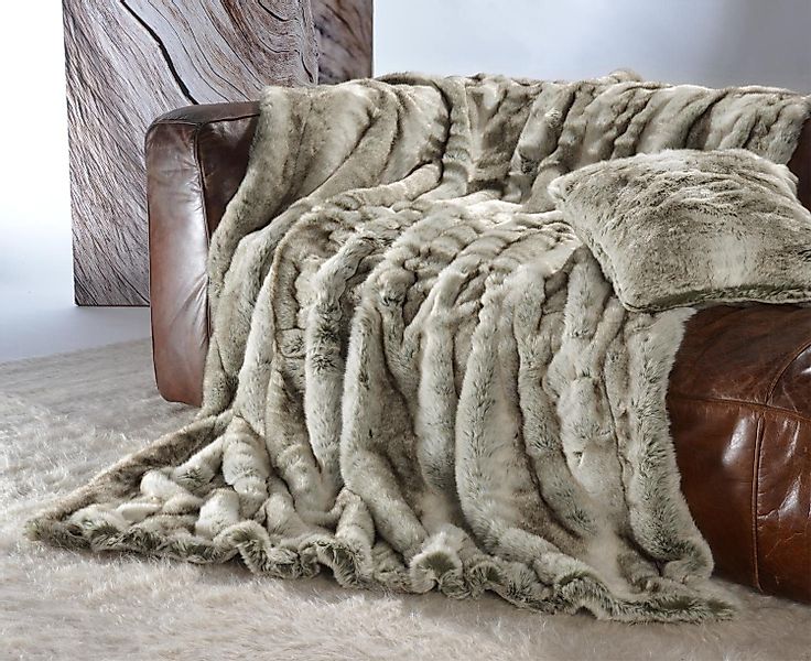 Wohndecke Felldecke (Kunstfelldecke) Grauwolf grau-beige Premium günstig online kaufen