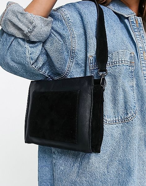 Urbancode – Umhängetasche aus Leder mit Tasche in Schwarz günstig online kaufen