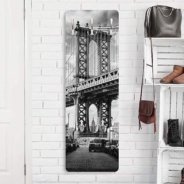 Wandgarderobe Holzpaneel Manhattan Bridge in America günstig online kaufen