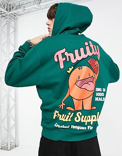 Crooked Tongues – Kapuzenpullover in Grün mit „Fruity Supply“-Print hinten günstig online kaufen