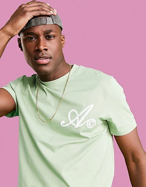ASOS Actual – T-Shirt in Grün mit Schriftzug auf der Brust günstig online kaufen