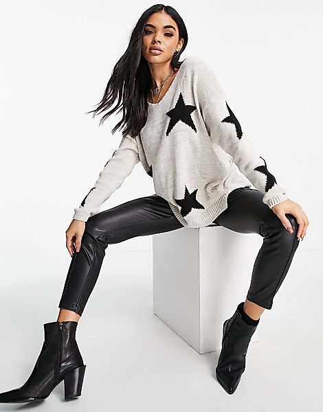 NaaNaa – Pullover in Schwarz und Cremeweiß mit Sterneprint-Mehrfarbig günstig online kaufen