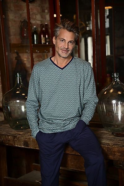 Ringella Pyjama mit V-Ausschnitt und seitlichen günstig online kaufen