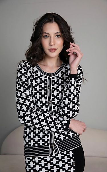 Passioni Strickjacke mit einem schwarz-weißen geometrischen, günstig online kaufen