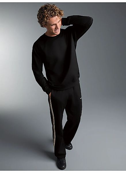 Trigema Freizeitanzug "TRIGEMA Pyjama mit kontrastfarbigen Akzenten-" 1 günstig online kaufen