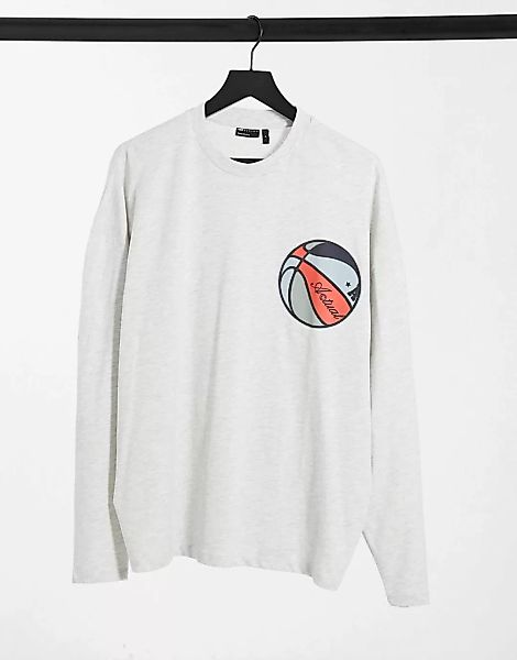 ASOS – Actual – Langärmliges Oversize-Shirt in Kalkweiß mit Basketball-Prin günstig online kaufen
