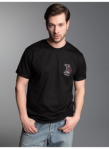 Trigema T-Shirt TRIGEMA T-Shirt mit modischem günstig online kaufen