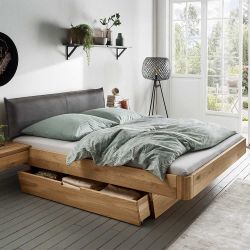 Bett mit Schublade aus Wildeiche Massivholz Kopfteil gepolstert günstig online kaufen