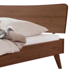 Nussbaum massiv Doppelbett 160x200 cm oder 180x200 cm modernem Design günstig online kaufen
