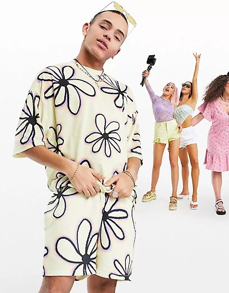 ASOS DESIGN – Oversize-Shorts aus Jersey mit All-over-Blumenprints, Kombite günstig online kaufen