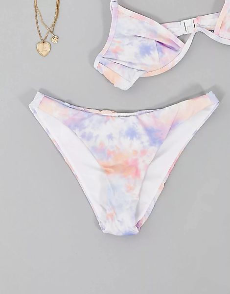ASOS DESIGN Bikinihüfthose mit hohem Beinausschnitt und buntem Batikprint-M günstig online kaufen
