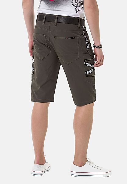 Cipo & Baxx Stoffhose "Capri-Shorts", mit zahlreichen Taschen günstig online kaufen