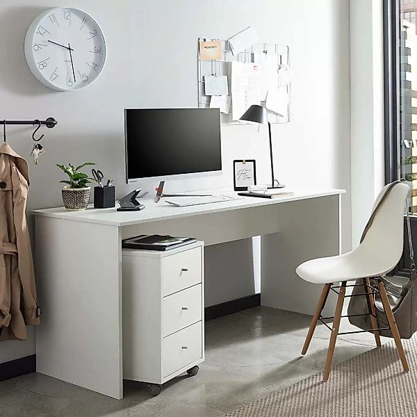 Schlichter Schreibtisch in Weiß melaminbeschichtet Made in Germany günstig online kaufen