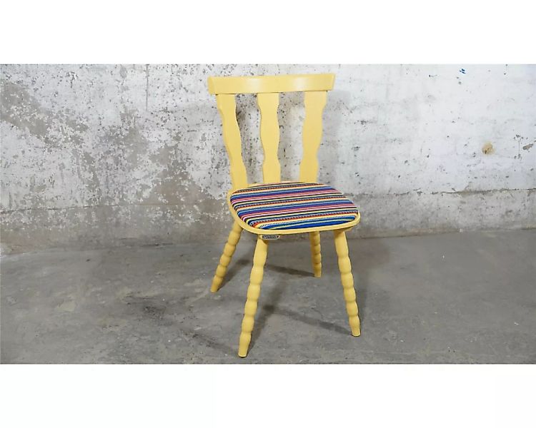 Stuhl gelb Holz bunte Sitzfläche Upcycling Vintage Afrika günstig online kaufen