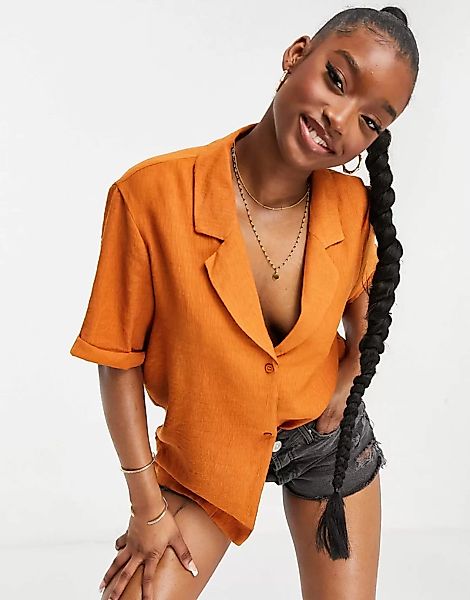 Missguided – Kurzärmliges Hemd in Rostrot mit tiefem Ausschnitt-Orange günstig online kaufen