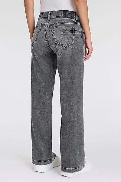 Herrlicher Bootcut-Jeans "Edna Denim Brushed", mit markanten Taschenabnäher günstig online kaufen