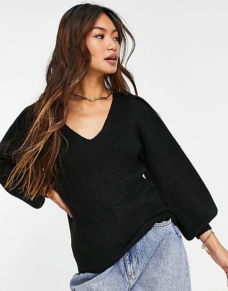 Y.A.S – Veneda – Pullover in Schwarz mit weiten Ärmeln und V-Ausschnitt günstig online kaufen
