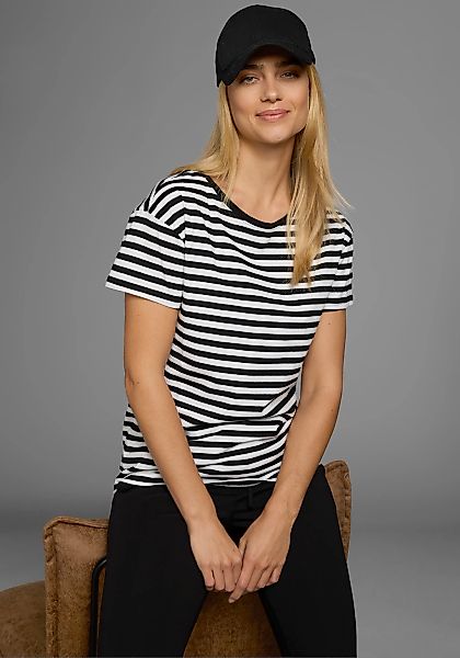 AJC T-Shirt Kurzarm, taillierter Schnitt, gestreift, Rundhalsausschnitt günstig online kaufen