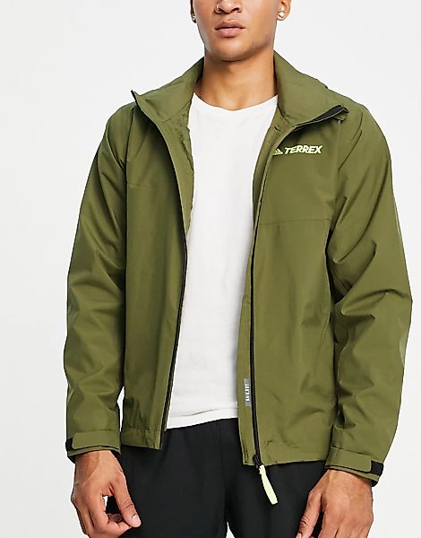 adidas – Terrex Multi RAIN.RDY Primegreen – Zweilagige Jacke in Khaki mit K günstig online kaufen