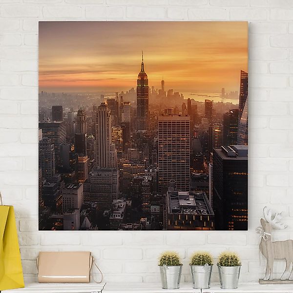 Leinwandbild New York - Quadrat Manhattan Skyline Abendstimmung günstig online kaufen