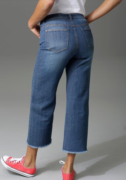 Aniston CASUAL 7/8-Jeans mit leicht ausgefranstem Beinabschluss günstig online kaufen