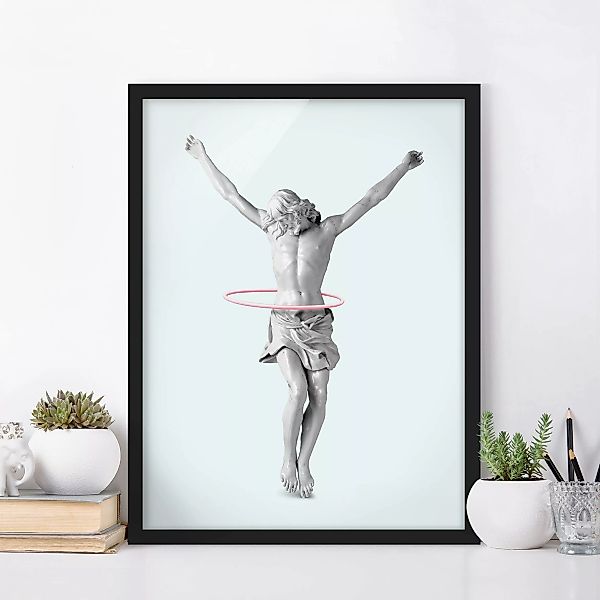 Bild mit Rahmen Kunstdruck - Hochformat Jesus mit Hula Hoop Reifen günstig online kaufen