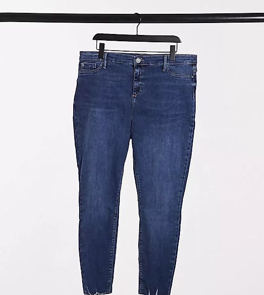 River Island Plus – Eng geschnittene Jeans mit unversäubertem Beinabschluss günstig online kaufen