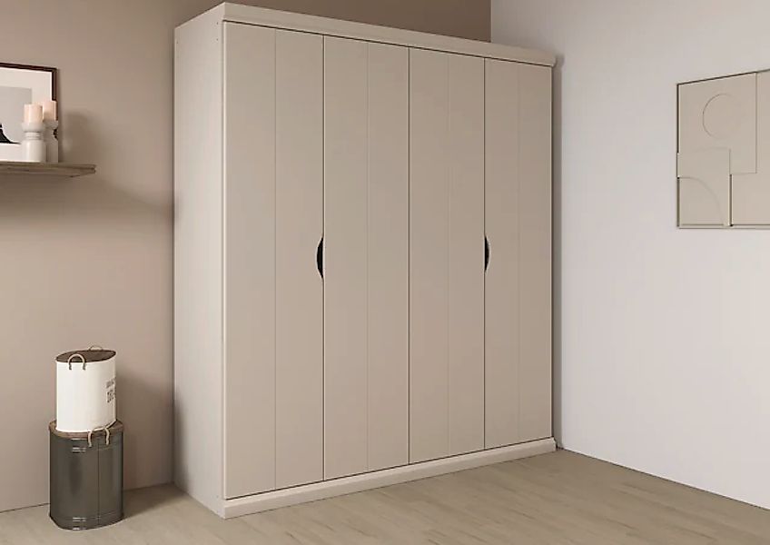 rauch Kleiderschrank »Marlene«, (in 3 verschiedenen Ausstattungen BASIC/CLA günstig online kaufen