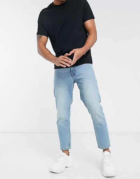 ASOS DESIGN – Klassische Jeans aus steifem Denim in mittelblauer Vintage-Wa günstig online kaufen
