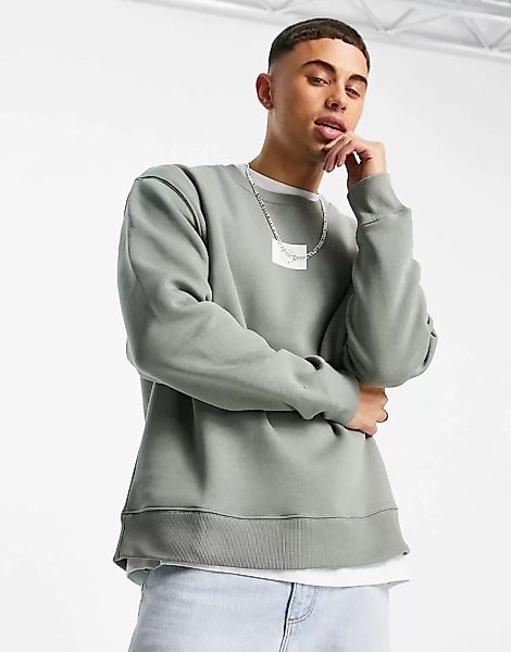 Topman – Sweatshirt in Grau mit gewebtem „Berlin“-Aufnäher günstig online kaufen