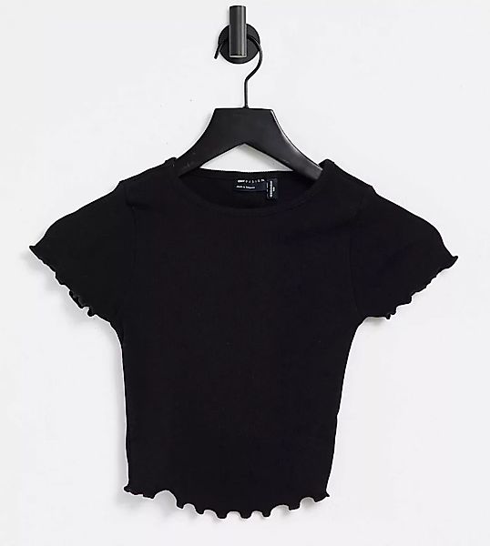 ASOS DESIGN Petite – Kurzes, eng anliegendes T-Shirt mit gekräuseltem Saum günstig online kaufen
