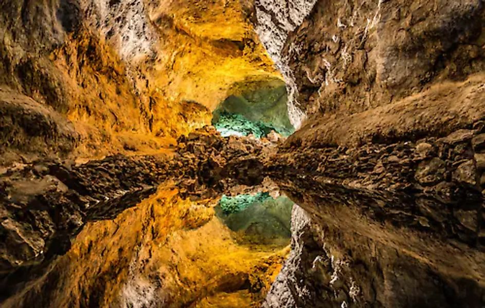 Papermoon Fototapete »Höhle mit Wasser« günstig online kaufen
