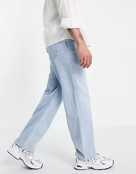 Weekday – Galaxy – Locker geschnittene Jeans in Lula-Blau günstig online kaufen