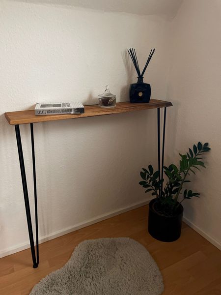 LosBudos Konsolentisch aus Eiche (mit geschliffener günstig online kaufen