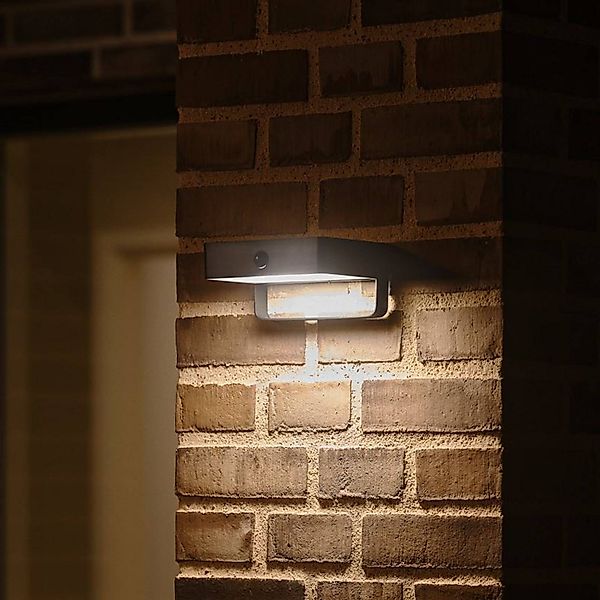 Solar-LED-Außenwandleuchte Saulio, schwarz, Aluminium, IP44 günstig online kaufen
