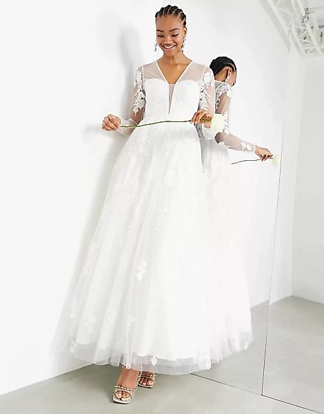 ASOS EDITION – Aurora – Langärmliges Kleid mit Stickerei und tiefem Ausschn günstig online kaufen