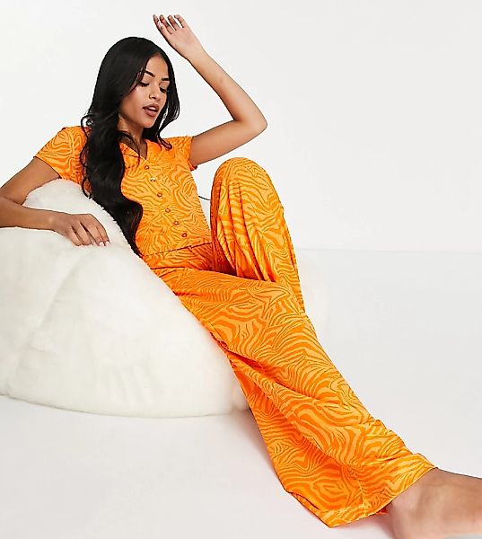 ASOS DESIGN Tall – Pyjama aus Hemd und Hose in Orange mit Marmormuster günstig online kaufen