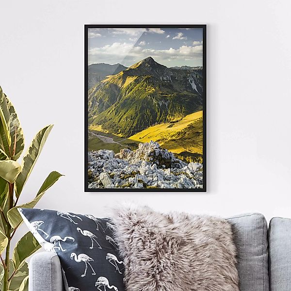 Bild mit Rahmen Natur & Landschaft - Hochformat Berge und Tal der Lechtaler günstig online kaufen